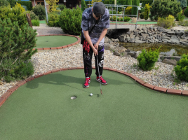 Tenisté na minigolfu