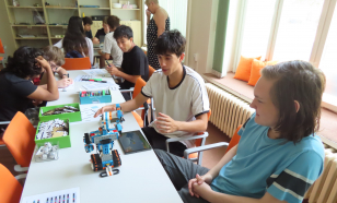 ROBOTŮ SE NEBOJÍME!