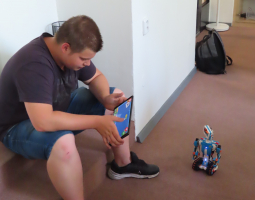 ROBOTŮ SE NEBOJÍME!