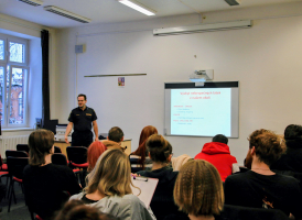 Chemikálie a reakce na jejich únik