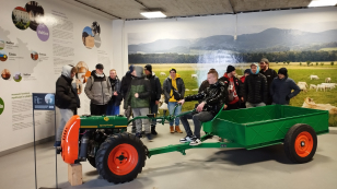 Muži a motorové stroje