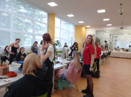 Soutěž mladých kadeřníků a kosmetiček