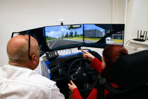 ŘIDIČSKÝ TRENAŽÉR AT-227