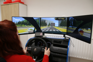 ŘIDIČSKÝ TRENAŽÉR AT-227