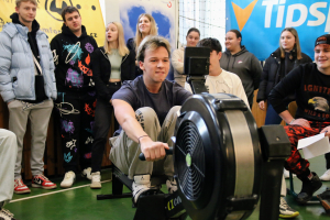 VESLUJEME DO STŘEDU ZEMĚ 2025