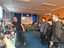 Vývoj multimédií v běhu času - Knihovna K3 Bohumín