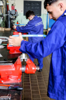 ZZ OBORŮ STROJNÍ MECHANIK A OBRÁBĚČ KOVŮ