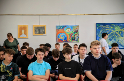 Prestižní beseda žáků naší školy s piloty bombardéru B-52