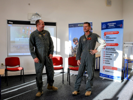 Prestižní beseda žáků naší školy s piloty bombardéru B-52