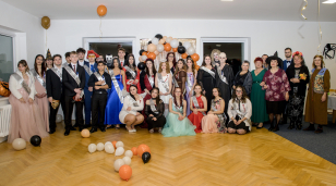 Stužkovací večírek PSČ4 – první krok k dospělosti