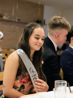 Stužkovací večírek PSČ4 – první krok k dospělosti