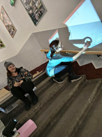 Barevné piktogramy proměnily schodiště Střední školy Bohumín