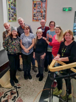 Barevné piktogramy proměnily schodiště Střední školy Bohumín