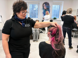 Profesionální školení BES pro obor kadeřnice z 2. ročníku