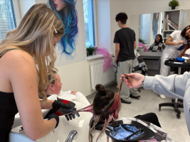 Profesionální školení BES pro obor kadeřnice z 2. ročníku
