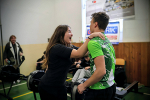 Veslovali jsme až do středu Země!