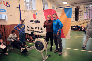 Veslovali jsme až do středu Země!