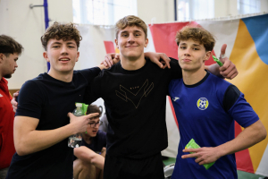 Veslovali jsme až do středu Země!