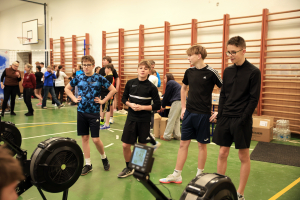 Veslovali jsme až do středu Země!