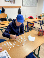 Mzdová logika na kolejích: From gross to net