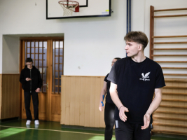 VOLEJBALOVÁ BITVA ROKU: MATURANTI VS. UČITELÉ!