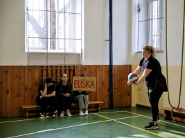 VOLEJBALOVÁ BITVA ROKU: MATURANTI VS. UČITELÉ!