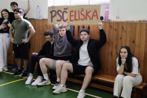 VOLEJBALOVÁ BITVA ROKU: MATURANTI VS. UČITELÉ!