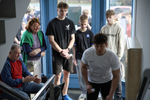 Běh do schodů: Naši studenti a učitelé pokořili 187 schodů bohumínské věže