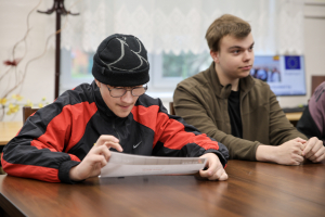 Předání certifikátů z pobytu s projektem Erasmus+