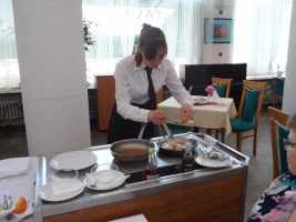 Závěrečné zkoušky v plném proudu