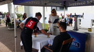 Číšnický pětiboj