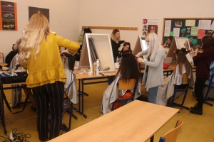 Den otevřených dveří ve fotografiích