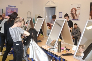 Den otevřených dveří ve fotografiích