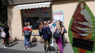 Den dětí u kadeřnic prvního ročníku