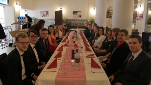 Pasování maturantů