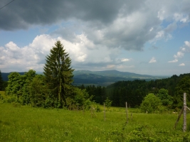 Výstup na Girovou, Hrčava