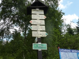 Výstup na Girovou, Hrčava