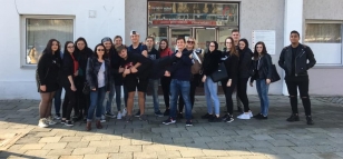 S touhou studovat na VŠ