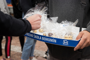 Den řemesel v kapkách deště