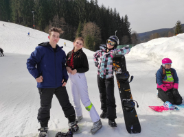 Loučení se sněhem stylově na Bílé