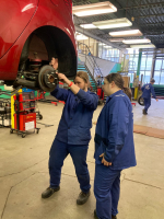 Pracujeme, tvoříme!